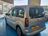 Usado Peugeot TePee Active 99 CV (72 kW) 2017 Gris Van