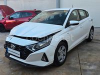 Usado Hyundai i20 100 CV (73 kW) 2021 Blanco Berlina