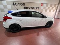 Usado Ford Focus Trend 100 CV (73 kW) 2012 Blanco Berlina