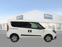 Usado Fiat Doblò Trekking 120 CV (88 kW) 2022 Blanco Monovolumen