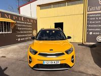 Usado Kia Stonic 84 CV (61 kW) 2019 Amarillo SUV