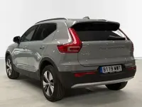 Usado Volvo XC40 163 CV (119 kW) 2024 Gris SUV