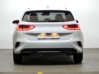 Usado Kia Ceed 120 CV (88 kW) 2022 Blanco Utilitario