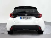 Usado Toyota Yaris Active 116 CV (85 kW) 2024 Utilitario