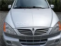 Usado SsangYong Kyron Limited 141 CV (103 kW) 2006 Gris / plata SUV