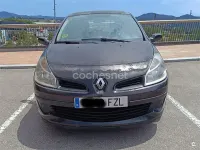 Usado Renault Clio II 70 CV (51 kW) 2008 Negro Berlina