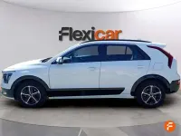 Usado Kia Niro 141 CV (103 kW) 2023 Blanco SUV