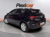 Usado Opel Astra Business 122 CV (89 kW) 2021 Negro Familiar