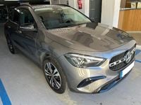 Usado Mercedes GLA200 163 CV (119 kW) 2025 Gris / plata SUV