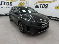 Usado Kia XCeed 120 CV (88 kW) 2023 Gris SUV