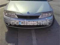Usado Renault Laguna II Authentique 100 CV (73 kW) 2003 Gris / plata Berlina