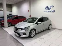 Usado Renault Clio Zen 101 CV (74 kW) 2020 Gris Utilitario