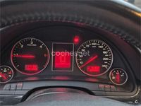 Usado Audi A4 130 CV (95 kW) 2004 Gris / plata Familiar