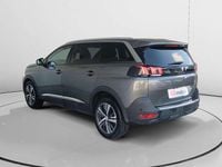 Usado Peugeot 5008 Allure 132 CV (97 kW) 2023 Gris SUV