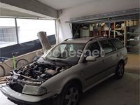 Usado Skoda Octavia Elegance 110 CV (80 kW) 2001 Gris / plata Familiar