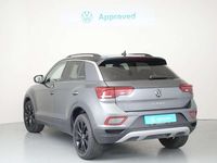 Usado VW T-Roc Life 116 CV (85 kW) 2024 Gris SUV