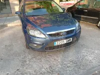 Usado Ford Focus Titanium 109 CV (80 kW) 2008 Azul Berlina