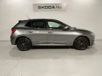 Usado Skoda Fabia Selection 95 CV (69 kW) 2025 Gris / plata Utilitario