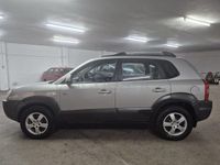 Usado Hyundai Tucson Comfort 112 HP (82 kW) 2004 Cinzento SUV