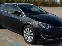 Usado Opel Astra Selective 136 CV (100 kW) 2015 Negro Familiar