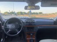 Usado Mercedes E220 Classic 150 CV (110 kW) 2007 Negro Berlina