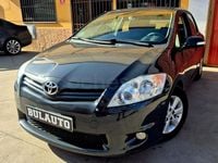 Usado Toyota Auris Active 90 CV (66 kW) 2011 Gris / plata Utilitario