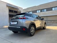 Usado Peugeot e-2008 Active 100 kW (136 CV) 2023 Gris acero SUV