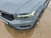 Usado Volvo XC40 R-Design 211 CV (155 kW) 2021 Gris / plata SUV