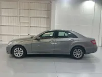 Usado Mercedes E220 Avantgarde 170 CV (125 kW) 2010 Gris Berlina