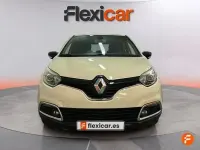 Usado Renault Captur Intens 90 CV (66 kW) 2016 Beige SUV
