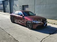 Usado Alfa Romeo Giulia Super 180 CV (132 kW) 2016 Rojo Berlina