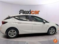 Usado Opel Astra Selective 110 CV (80 kW) 2018 Blanco Familiar