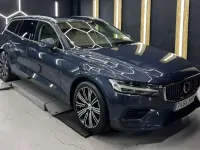 Usado Volvo V60 Inscription 340 CV (250 kW) 2020 Azul Familiar