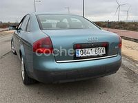 Usado Audi A6 193 CV (141 kW) 2000 Azul Berlina