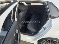Usado VW Polo R-line 105 CV (77 kW) 2011 Blanco Utilitario