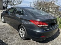 Usado Hyundai i40 136 CV (100 kW) 2015 Gris / plata Berlina