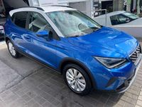 Usado Seat Arona Style 110 CV (80 kW) 2023 Azul SUV