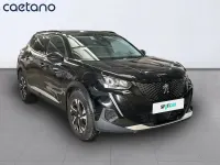 Usado Peugeot 2008 Allure 100 CV (73 kW) 2022 Negro SUV