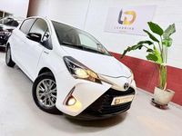 Usado Toyota Yaris Hybrid Active 100 CV (73 kW) 2020 Blanco Utilitario