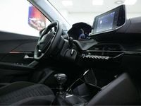 Usado Peugeot 2008 Active 101 CV (74 kW) 2023 Blanco SUV