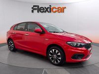 Usado Fiat Tipo Lounge 95 CV (69 kW) 2020 Rojo Familiar