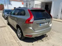 Usado Volvo XC60 R-Design Momentum 150 CV (110 kW) 2015 Beige SUV