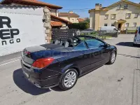 Usado Opel Astra Cabriolet Enjoy 105 CV (77 kW) 2007 Negro Descapotable