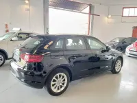Usado Audi A3 110 CV (80 kW) 2015 Negro Berlina