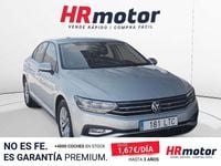 Usado VW Passat 150 CV (110 kW) 2021 Gris Berlina