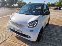Usado Smart ForTwo Cabrio Passion 90 CV (66 kW) 2018 Blanco Descapotable