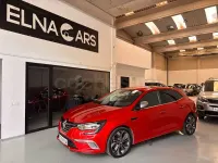 Begagnad Renault Mégane GT Line GT-Line 140 HK (102 kW) 2019 Röd Sedan