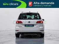 Usado VW Golf Sportsvan Advance 115 CV (84 kW) 2018 Blanco Monovolumen