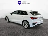 Usado Audi A3 150 CV (110 kW) 2023 Blanco Berlina