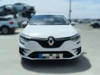 Usado Renault Mégane GrandTour Intens 140 CV (102 kW) 2021 Blanco Familiar